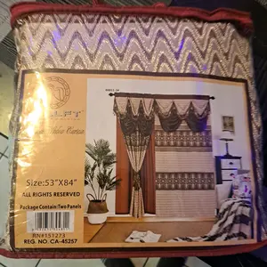 Deluce window curtain
