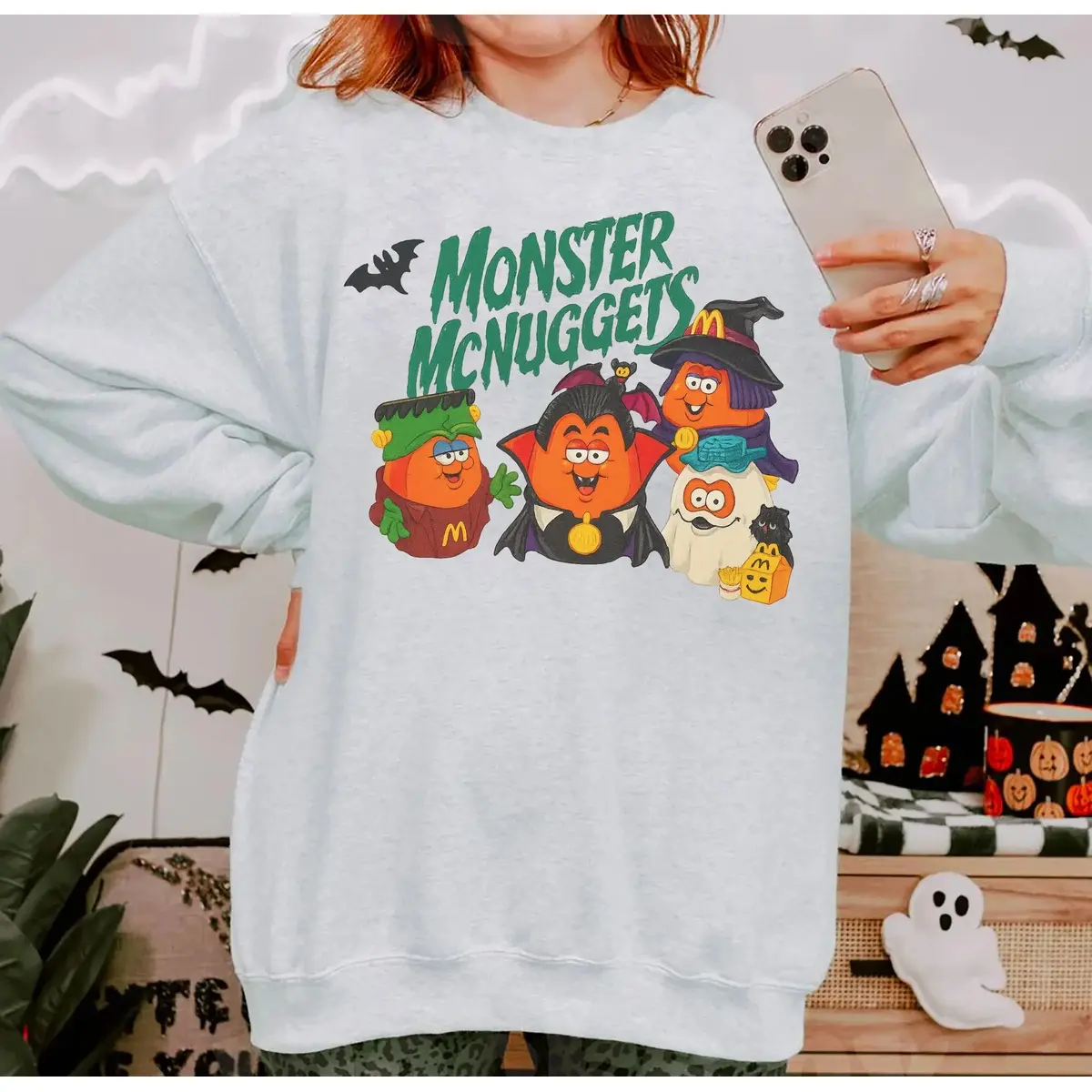 Unisex Vintage 90s Halloween Nuggets Sweatshirt| Retro Monster Nugget Graphic Pullover, Spooky Fast Food Crewneck for Summerween & Trick-or-Treat Nostalgia