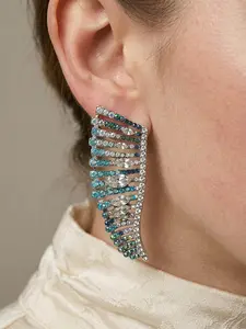 1 piece of retro elegant blues gradient inlaid earrings, with scattered layers of diamonds outlining a retro style, suitable for daily commuting, dinners and dates, and also a delicate gift to convey your feelings.