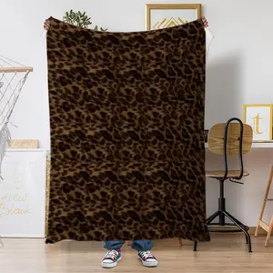 Four season family blanket, multifunctional leopard print plush double sofa blanket, beautiful leopard print blanket