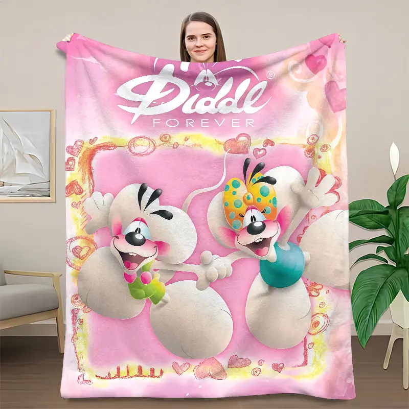 Diddl Forever Pink Cartoon Mouse Throw Blanket, Diddl & Diddlina Heart Watercolor Flannel Blanket, Vintage Cartoon Fleece Throw For Girls Bedroom Decor, Cute Gift For Diddl Fans