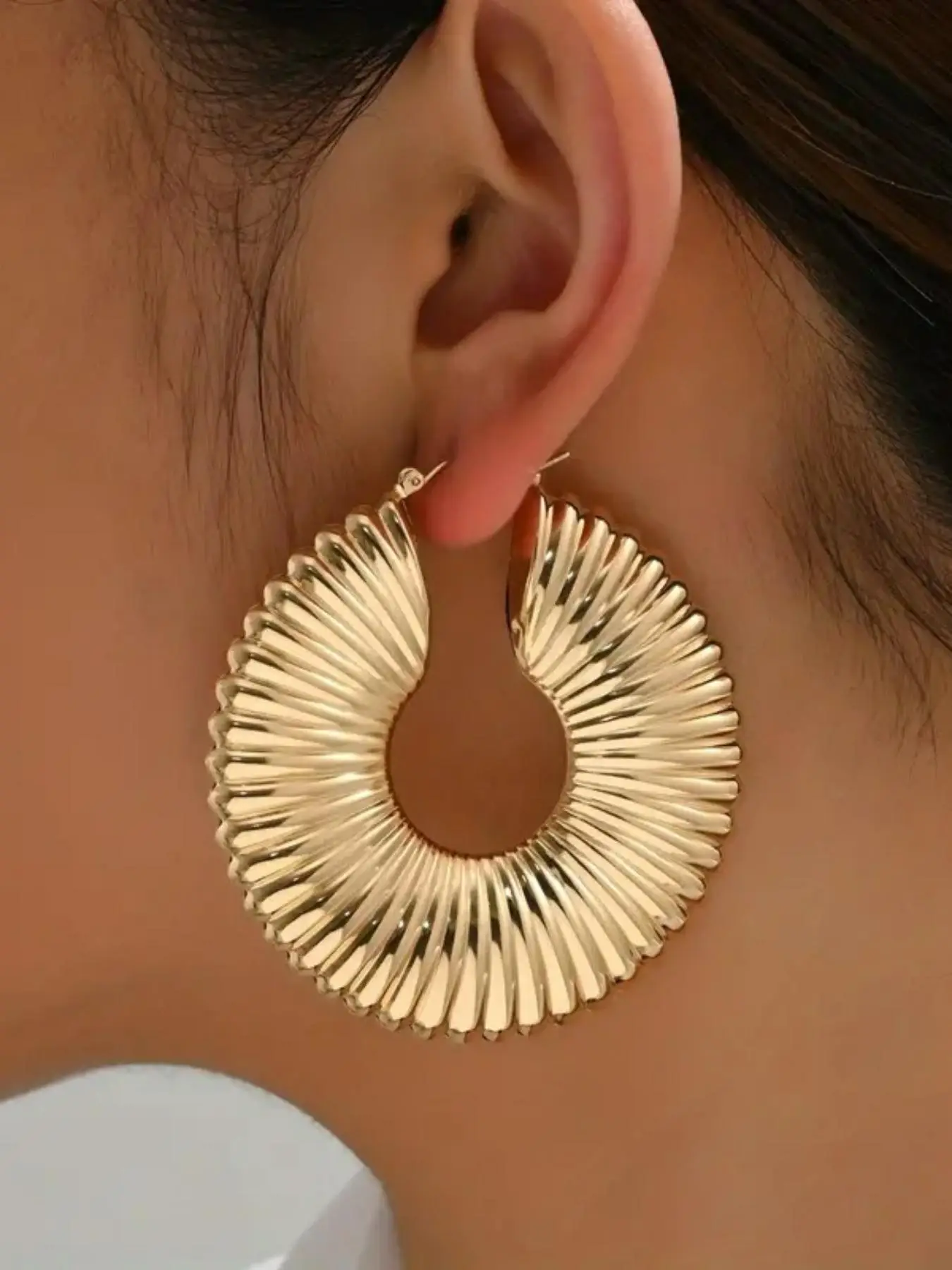 Hollow out Textured Hoop Earrings, Fashionable Casual Matching Earrings Jewelry for Women, Classic Fashion Accessories for Daily Wear