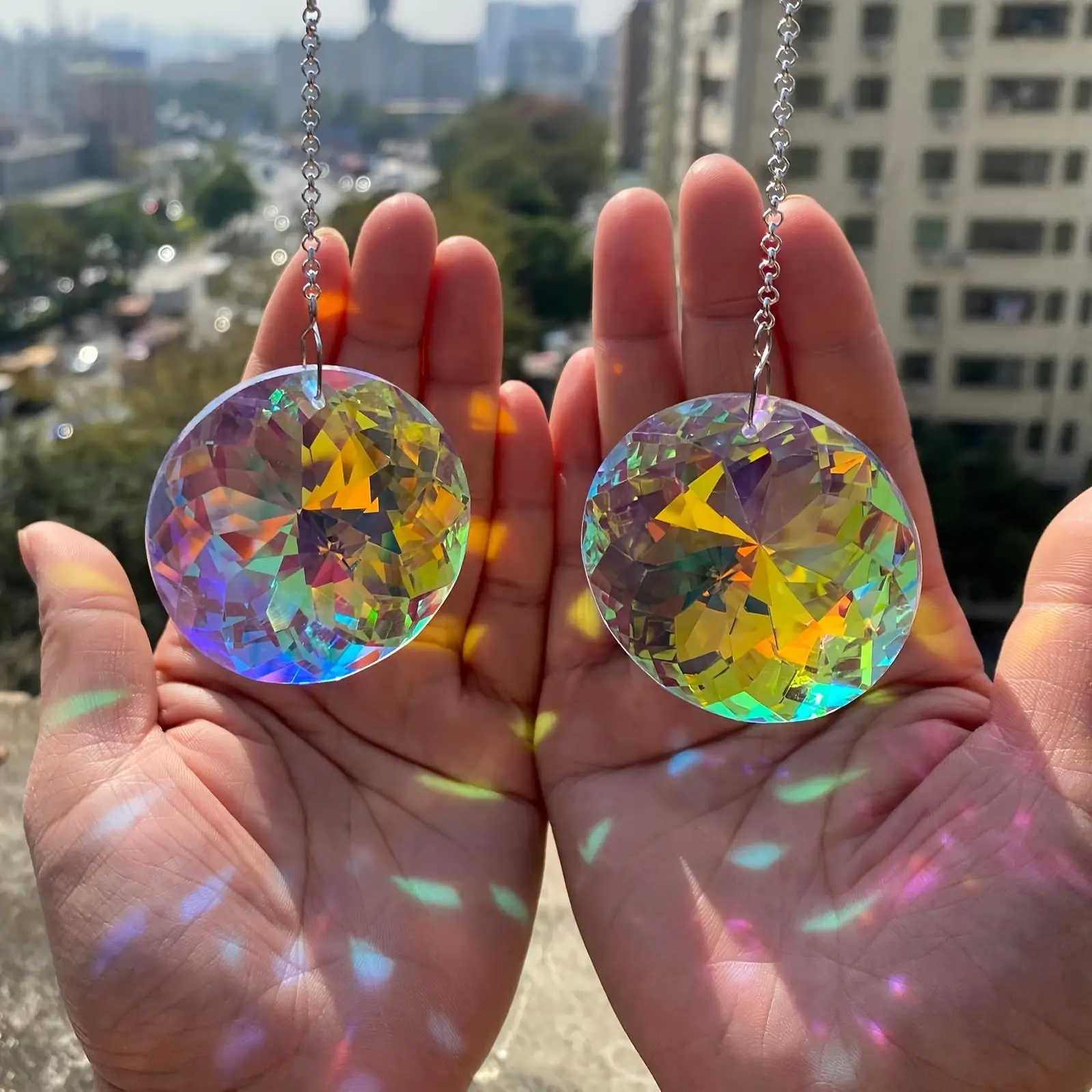 Artificial Crystal Sun Catcher, 2 Counts Round Hanging Sun Catcher with Glass Prism, Rainbow Maker for Windows, Balcony, Kitchen, Garden Decoration