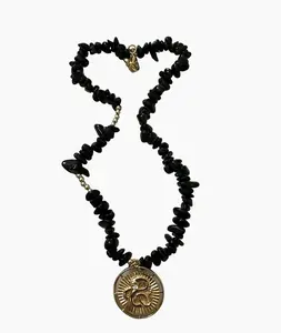 “Black fang” necklace