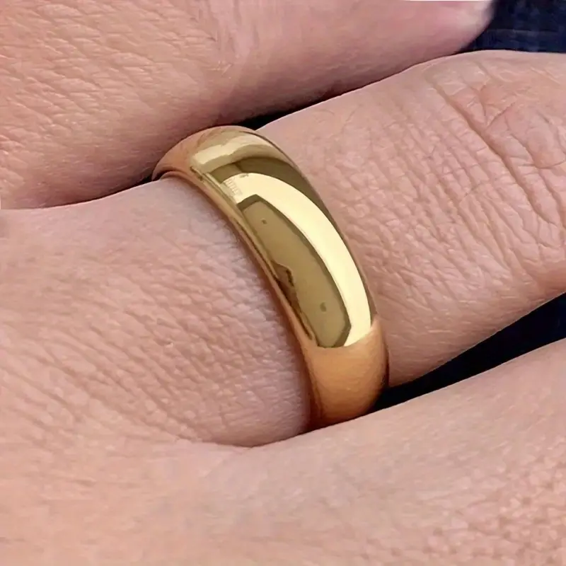 1pc Unisex 18K Gold Plated 316 Stainless Steel Ring 6mm Wide Minimalist Elegant Design Polished Finish Classic Wedding Engagement Ring for Men Women Durable Everyday Jewelry Gift PM443436