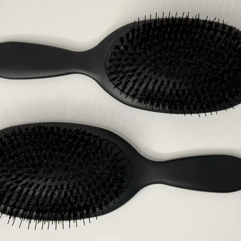 Oval hairbrush Oval hairbrush
