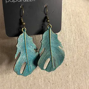 Paparazzi Turquoise Feather Earrings - Handcrafted Boho Style Jewelry for Women