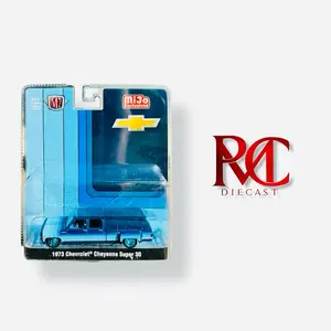 M2 MACHINES 1:64 1973 CHEVROLET CHEYENNE SUPER 30 DUALLY WITH CAMPER SHELL – BLUE *CHASE*