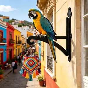 Blue-And-Gold Macaw-Shaped Wrought Iron Hanging Plant Basket Bracket, Heavy-Duty Rust-Resistant Garden Wall Hook, Wall Plant Holder, Plant Hanger, Ideal Gift for Gardening Lovers