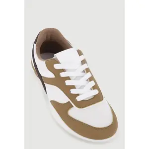 Contrast Low Top Sneakers