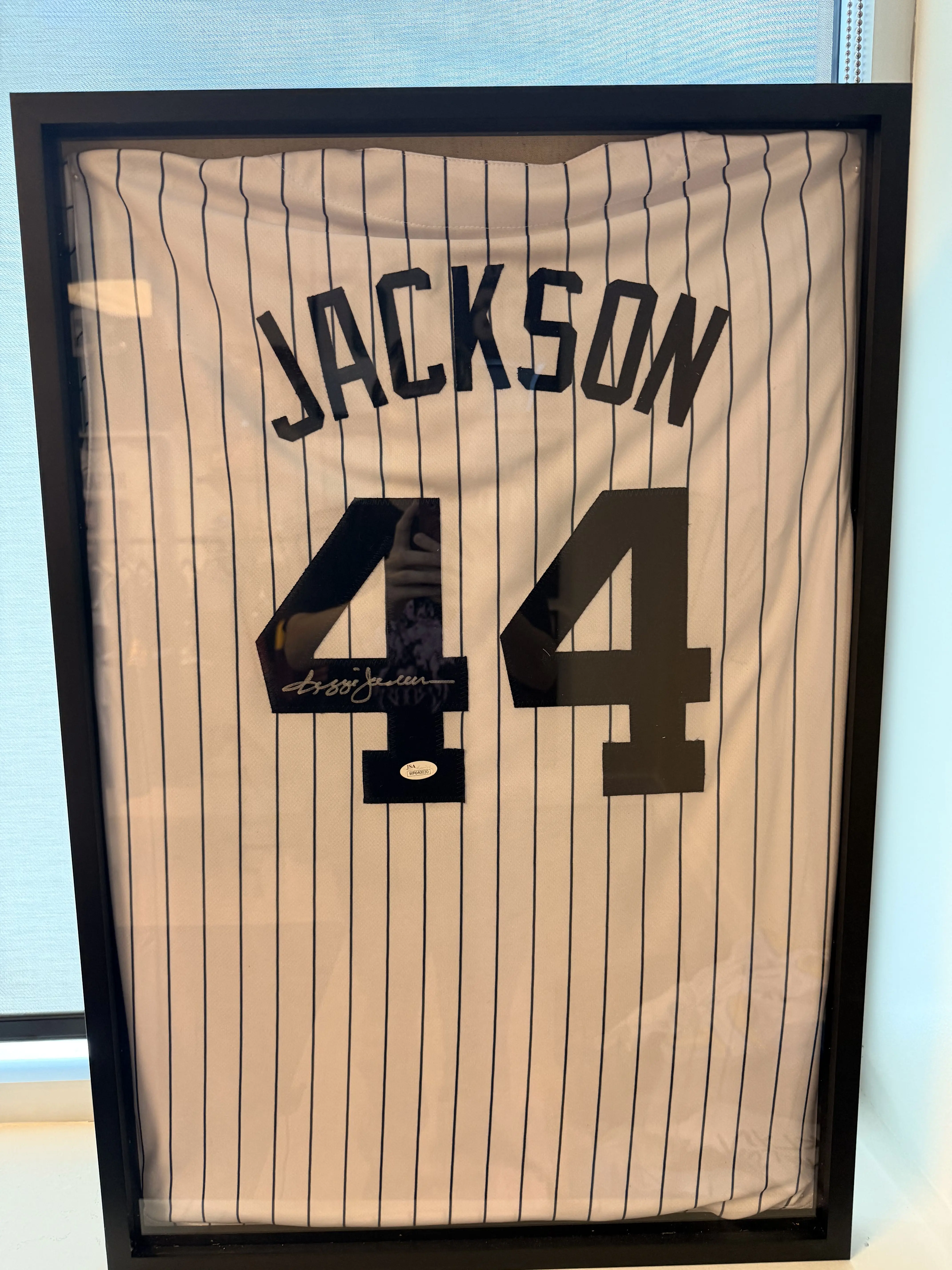 REGGIE JACKSON SIGNED NY YANKEES JERSEY (JSA)