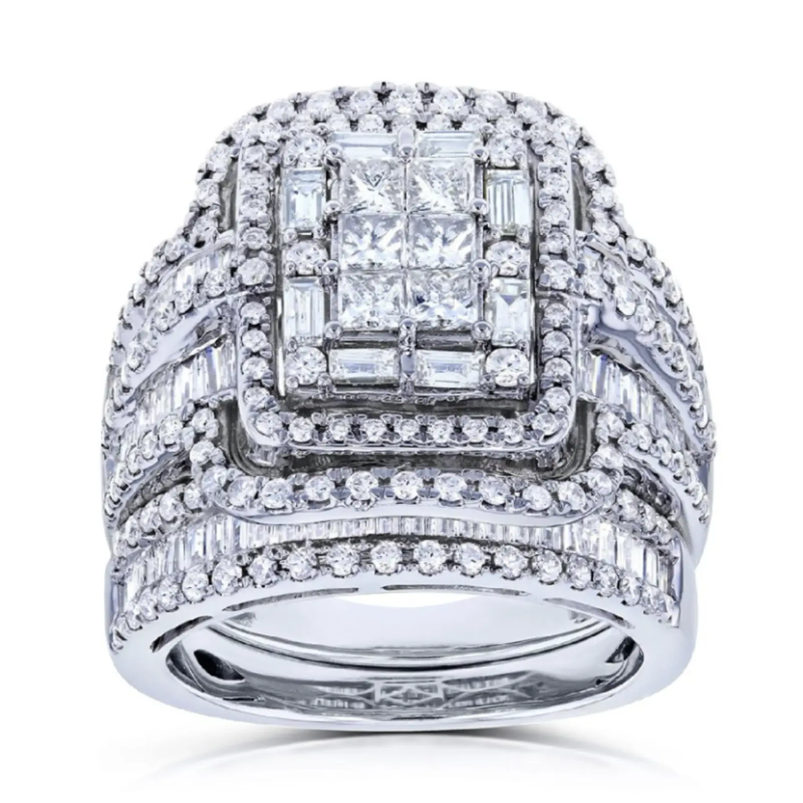 Set aus 2 silberplattierten Ringen mit quadratischen Zirkonia-Steinen – modisch für den Alltag und als Geschenk für Freunde und Familie.