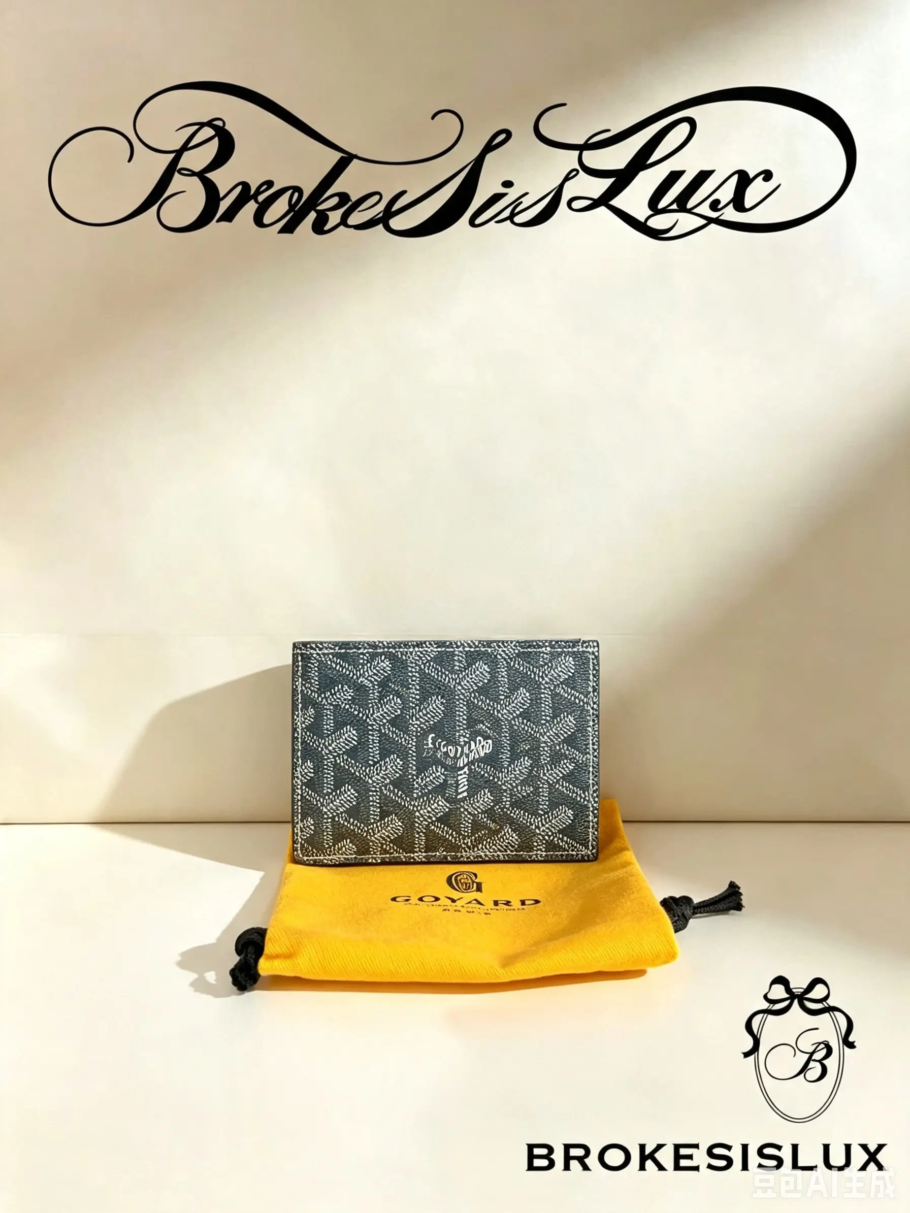 Pre-owned Goyard Saint Pierre Bifold Wallet, Grey Goyardine Canvas with Black Leather Interior