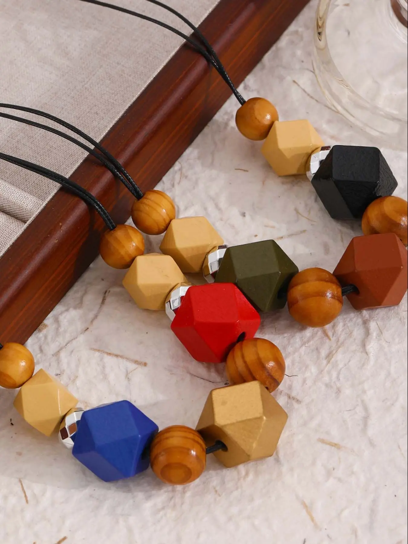 Collier Pregnancy Necklace, Vintage Wooden Geometric Design, Handmade in France, Perfect for Expecting Mothers