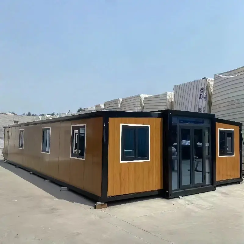Customized New 20FT 40FT 3 Bedroom Luxury Living Home Prefab House Expandable Container Homes with Bathroom