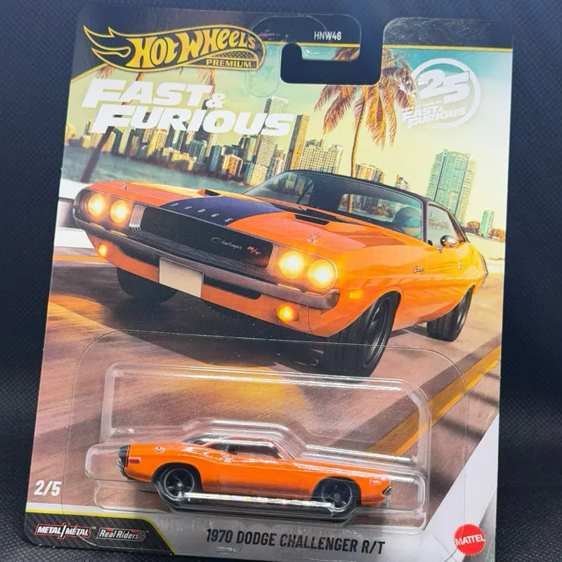 Hot Wheels Premium Fast & Furious – 1970 Dodge Challenger R/T 1:64 Die-Cast Collectible