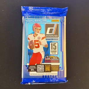 2025 Donruss Holiday NFL Blaster Pack