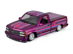 1993 Chevrolet 454 SS Pickup Lowriders – Metallic Purple (Design Lowriders) Diecast 1:24 Scale Model - Maisto 32550PUR