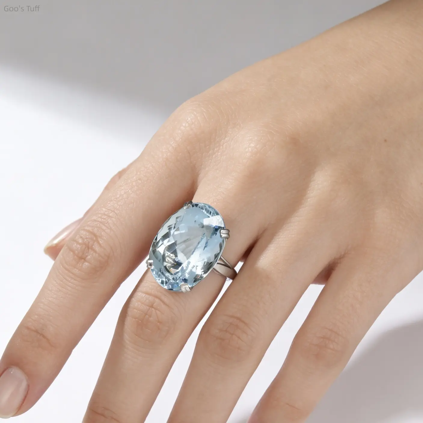 Oval Ocean Blue Topaz Polished Statement Ring, Western-Style Fashion Costume Jewelry for Proposal, Dating Daily Outfits