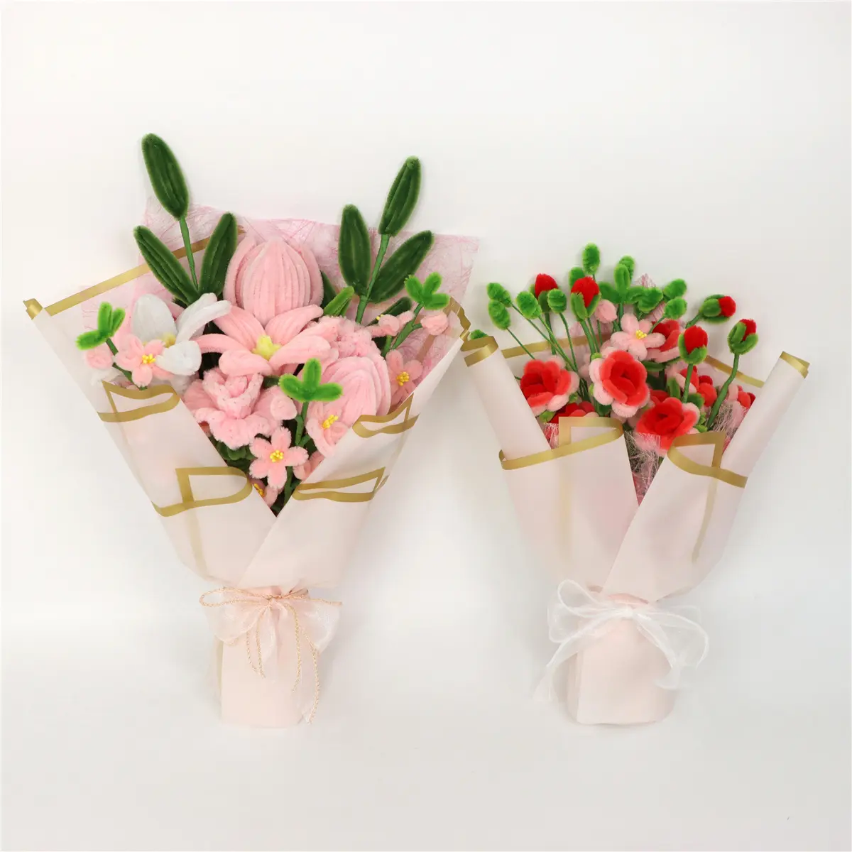 Artificial Pipe Cleaner Flower Bouquet - Tulips & Carnations Floral Arrangement, Elegant Warm Soft Decoration, Easy-Care Daily Home Decor, Auspicious Gift for Mother's Day Thanksgiving