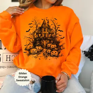 Creepy Haunted House Gildan Sweatshirt, Spooky Graphic Women's Oversized Soft Pullover Casual Fitted Pullover for Women