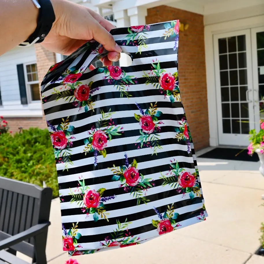 Beautiful blossoms 9x12 inch merchandise bags