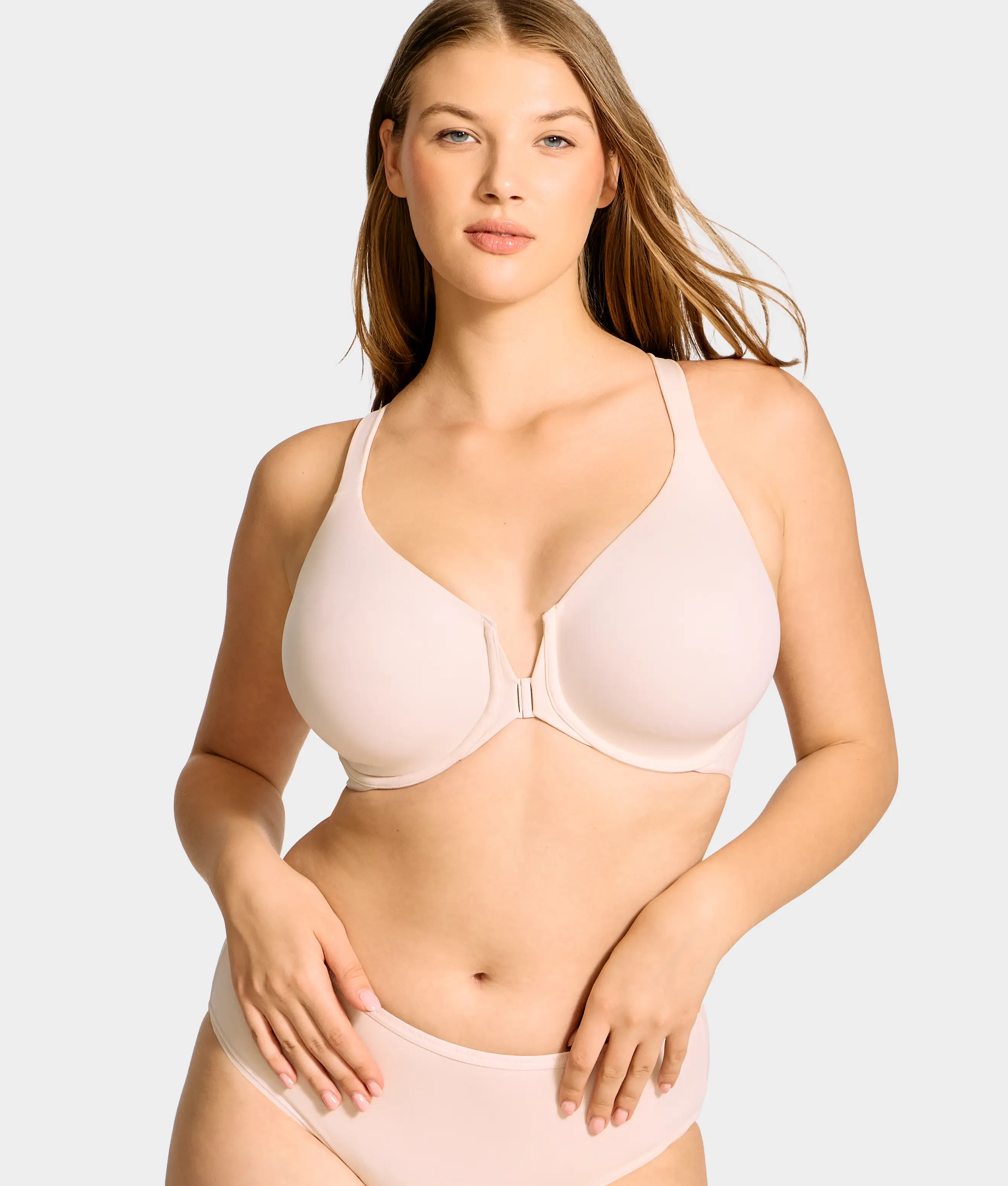 The Absolute Minimizer Front-Close Bra