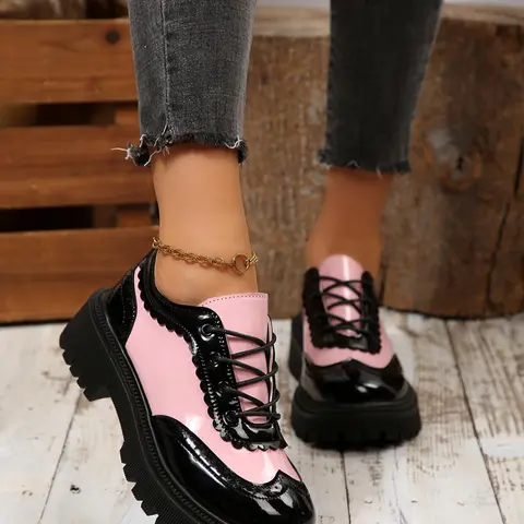 Women's Casual British Style Thick-Soled Retro Shoes, Fashionable Color Block Leather Footwear for Comfort and Style