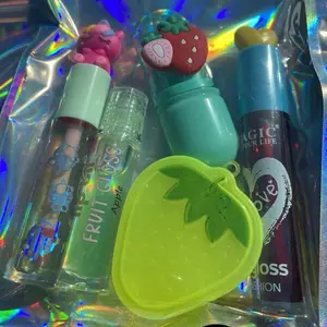 Magic in Your Life Makeup Set de Lipgloss for Glossy Lips - Lipstick with Fruit Gloss Apples & Strawberry Design for Hydrated Healthy-Looking Skin