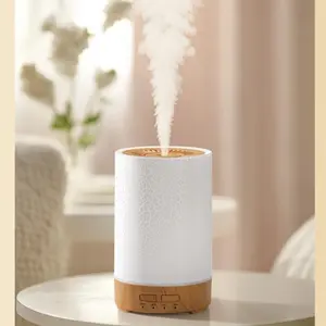 150ml Aroma Diffuser Aromatherapy for Home, USB Powered Ultrasonic Air Humidifier with 7 Color LED Light, Creative Mini Aroma Diffuser, Suitable for Bedroom, Living Room, Office, Essential Diffuser, Aroma Diffuser Humidifiers