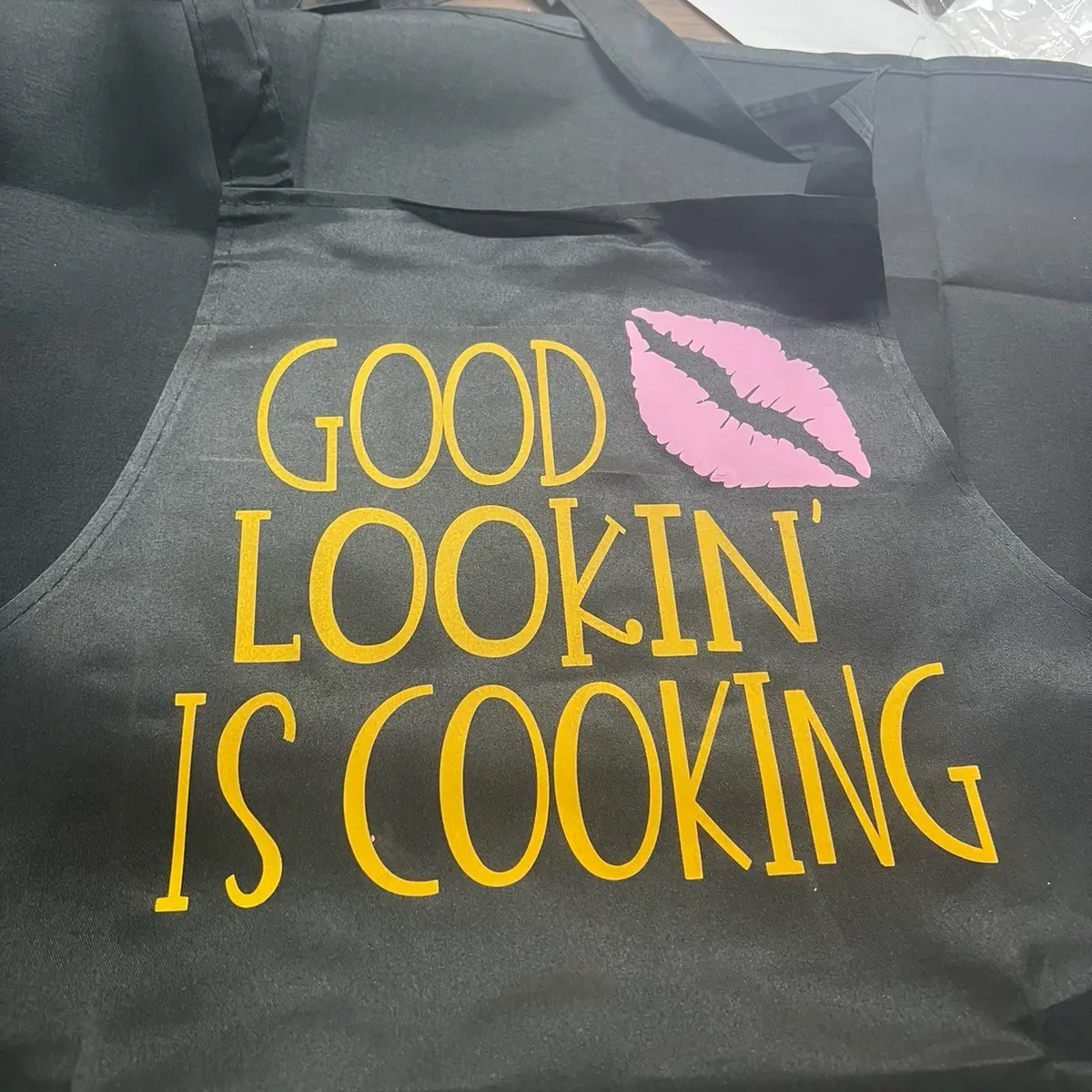 Chef Apron for Cooking and Baking, Long-Sleeved Kitchen Clothes