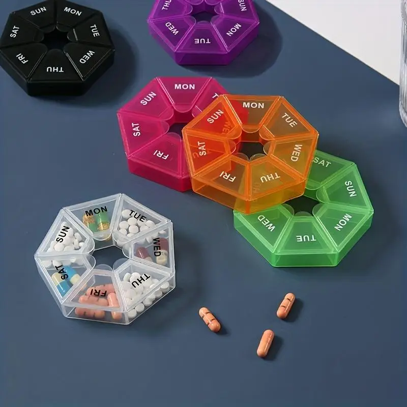 7-compartment Pill Box, 1 Count Random Color Mini Portable Pill Container, One-week Pill Box for Travel