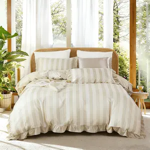 Rustic Striped Ruffle Design 3-Piece Duvet Cover Set, Includes 1 Duvet Cover and 2 Pillowcases, No Insert Soft and Comfortable Bedding for Home Bedroom Decor, Perfect Birthday Gift