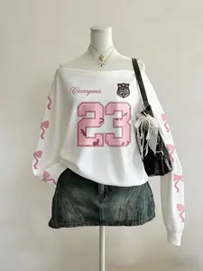 Coquette Aesthetic Off Shoulder Sweatshirt 23 Graphic Pink Ribbon Print Long Sleeve Top Y2K Streetwear Trendy Teen Girl Lady Outfit Fall Winter Loungewear Soft Fabric Casual Pullover for Cozy Home Days & Going Out Looks Viral Fashion Womenswear