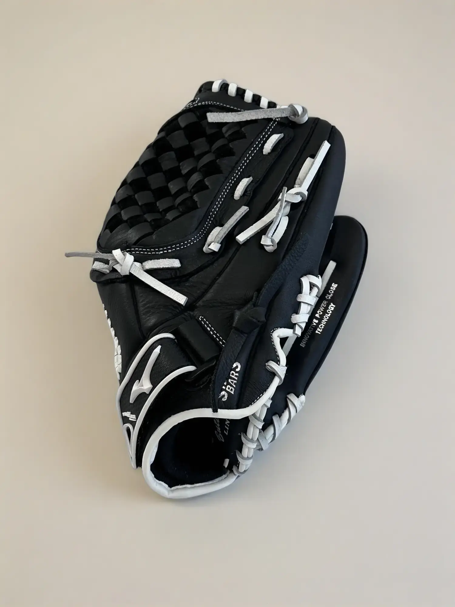 VO HOBBY BASEBALL GLOVE