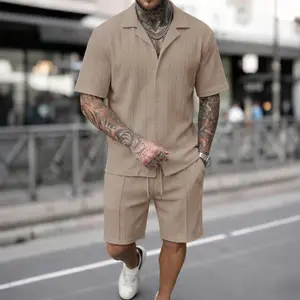Men’s two-piece short-sleeve set for summer: jacquard shirt and shorts, suitable for outings in summer and beach vacations.