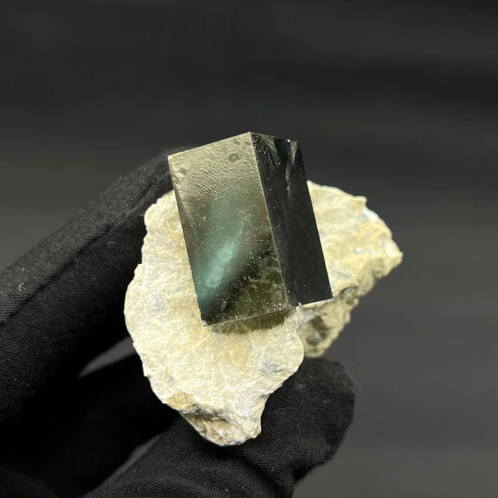 *Rectangular Pyrite Crystal on Matrix from Mina Ampliaciõn A Victoria, Navajún, Spain.