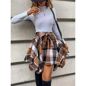A set of women's casual plaid half body umbrella skirt, suitable for autumn and winter, suitable for home, indoor, and outdoor wear
