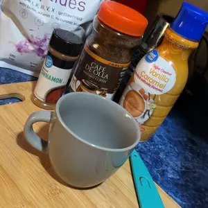 Product Review of Micro Ingredients Multi Collagen Peptides Powder - Hydrolyzed Protein Peptides (Type I,II,III,V,X) with Hyaluronic Acid, Biotin & Vitamin C Unflavored from T**S