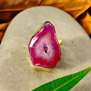 Hot Pink Agate Ring in Gold Tone, Gift Ideas/SZ.8