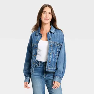 Women's Relaxed Trucker Denim Jacket - Universal Thread