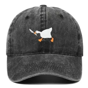 Embroidered baseball cap with goose pattern for men and women, casual and fashionable city style duckbill cap