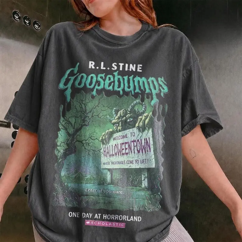 Comfort Colors Vintage Goosebumps HorrorLand Shirt, R.L. Stine Horror Book Graphic Tee, Welcome to HorrorLand Halloween T-Shirt, 90s Retro Spooky Gift