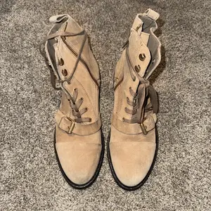 Size 8 Women’s Allsaints Donita Boots