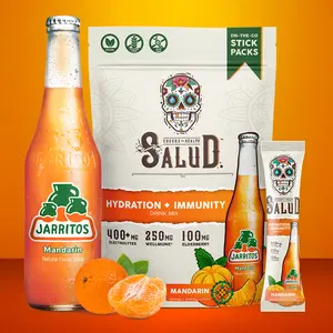 Salud x Jarritos 2-in-1 Hydration Packets + Immunity Electrolytes Powder, Mandarin - Agua Fresca Drink Mix, Elderberry, Dairy & Soy Free, Non-GMO, Gluten Free, Vegan, 1g Sugar (15 Servings)