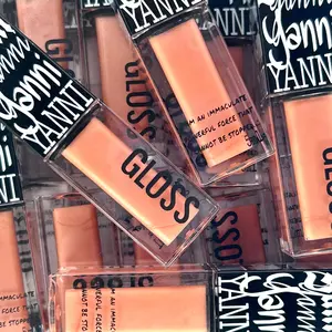 Sittin’ PRETTY Velvet Gloss