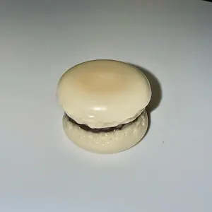Glass Macaron - Salted Caramel