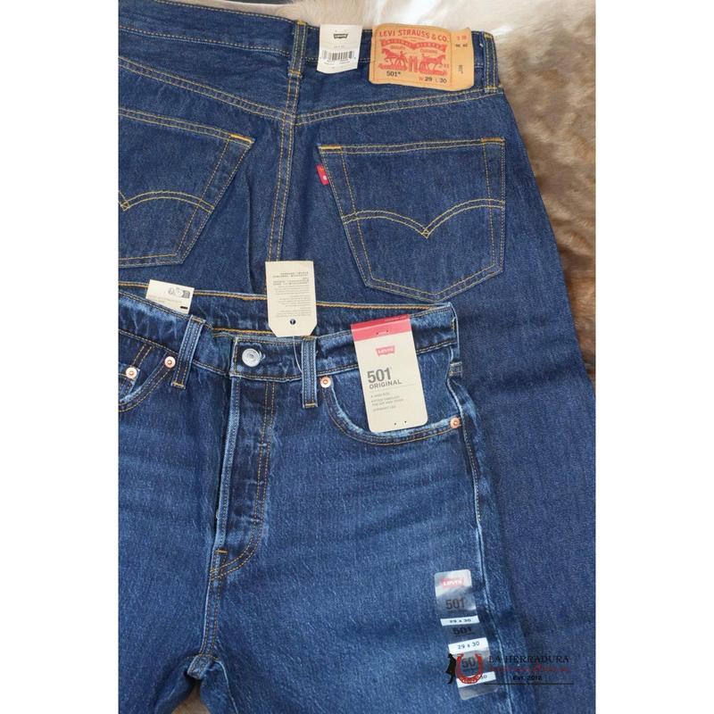 LEVI'S MENS 501 Straight Leg Jeans Denim Boot Cut Classic Menswear Pants Mid Waist Below the Ankle All Seasons Original Blue Plain Pocket Trouser