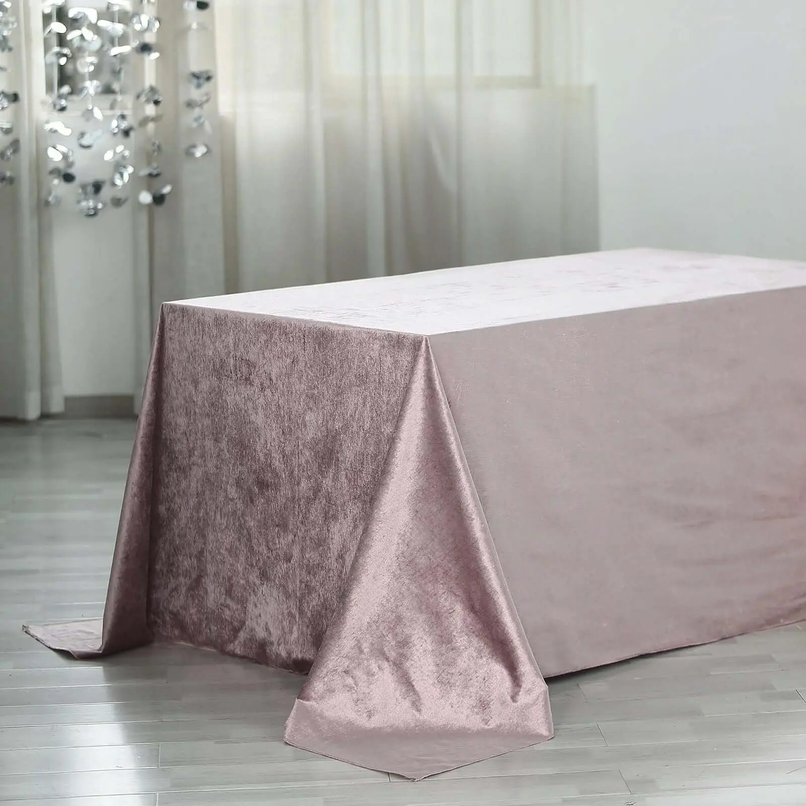 Premium Velvet Rectangle Dining Tablecloth, 90"x156" Mauve 1-Piece Table Linen, Soft Textured Washable Seamless Reusable, Hand Washable Home Decor for Events, Birthday, Party
