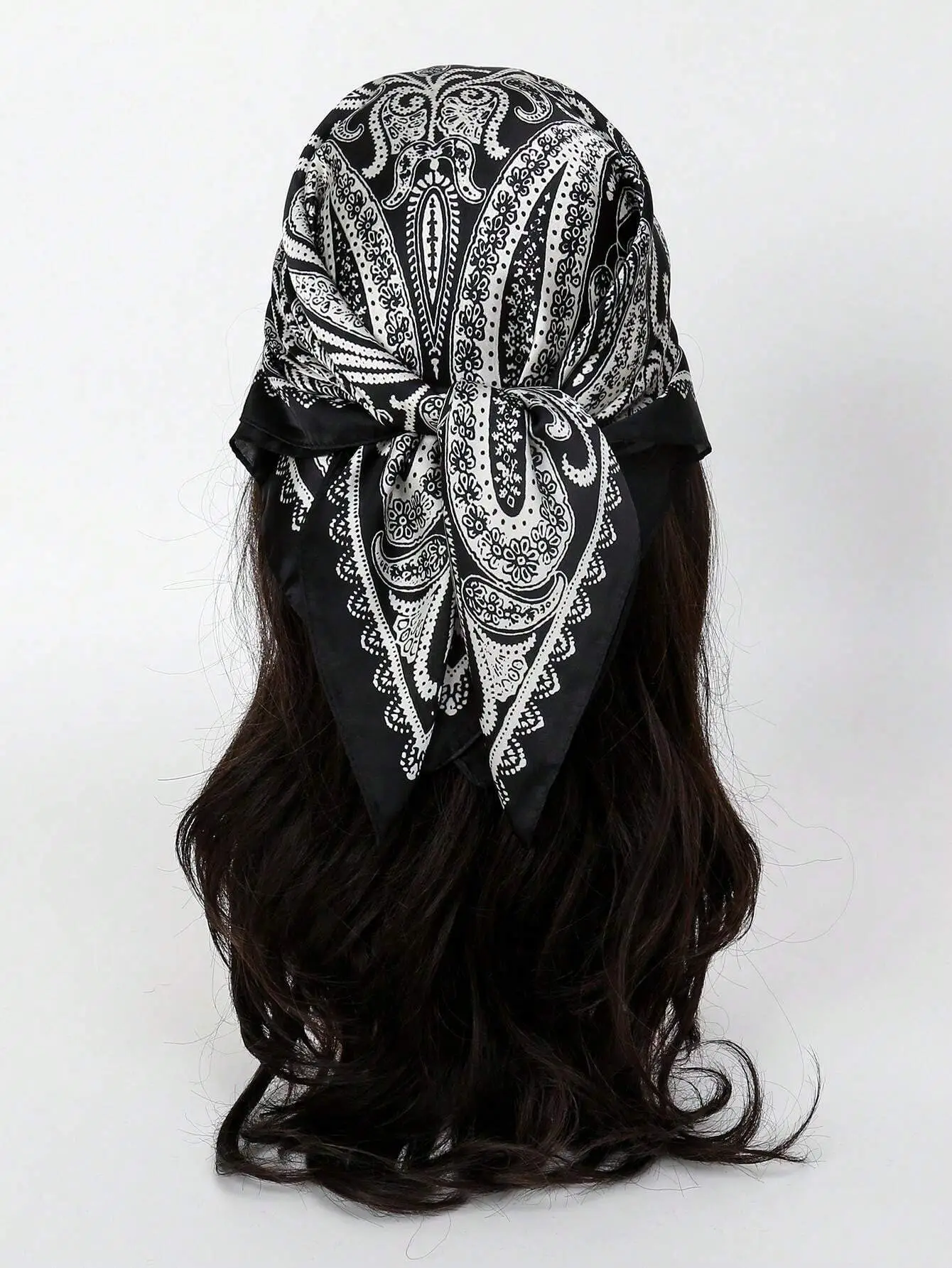 Stylish 1pc Geometric Print Bandana for Women – Ideal as Headband, Hair Band, or Scarf to Elevate Everyday Looks